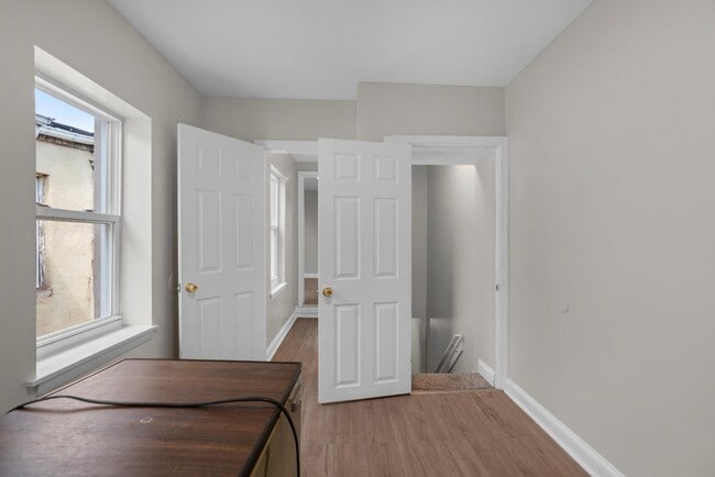 Building Photo - 434 N Patterson Park Ave