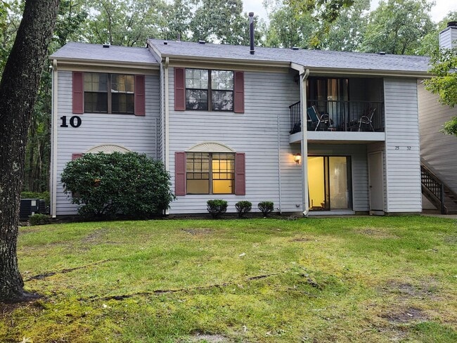 Building Photo - 25 Liberty Ct