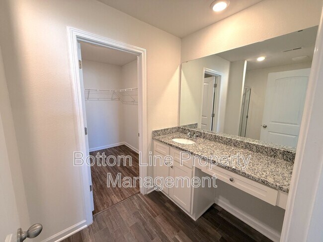 Building Photo - 397 Aubrey Wds Dr