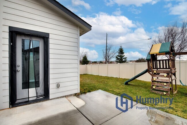 Building Photo - Beautiful home in South East Boise