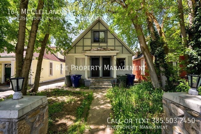 Building Photo - 164 McClelland St