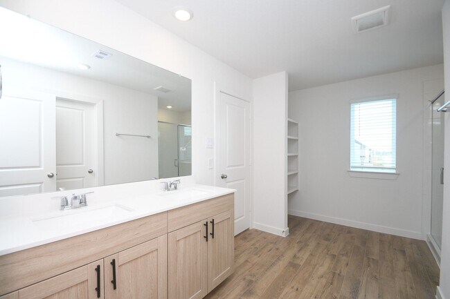 Building Photo - 3578 Lovebird Ln