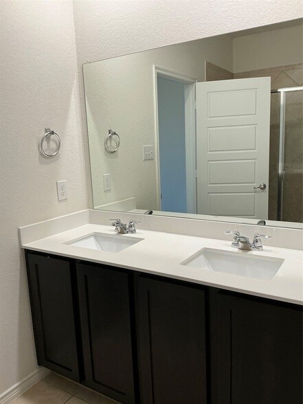 Building Photo - 152 Whitetail Wy