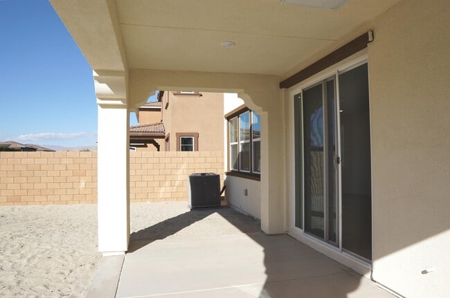 Building Photo - 35505 Sereno Ln