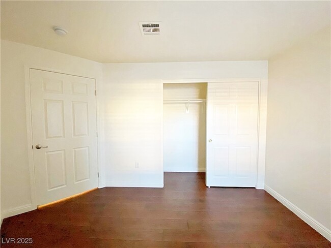 Building Photo - 3825 Juno Beach St
