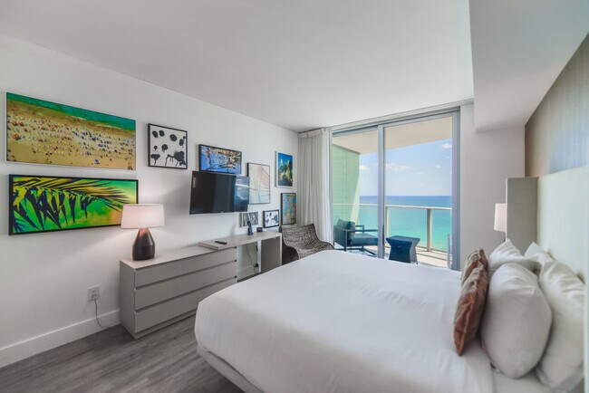 Building Photo - 4111 S Ocean Dr
