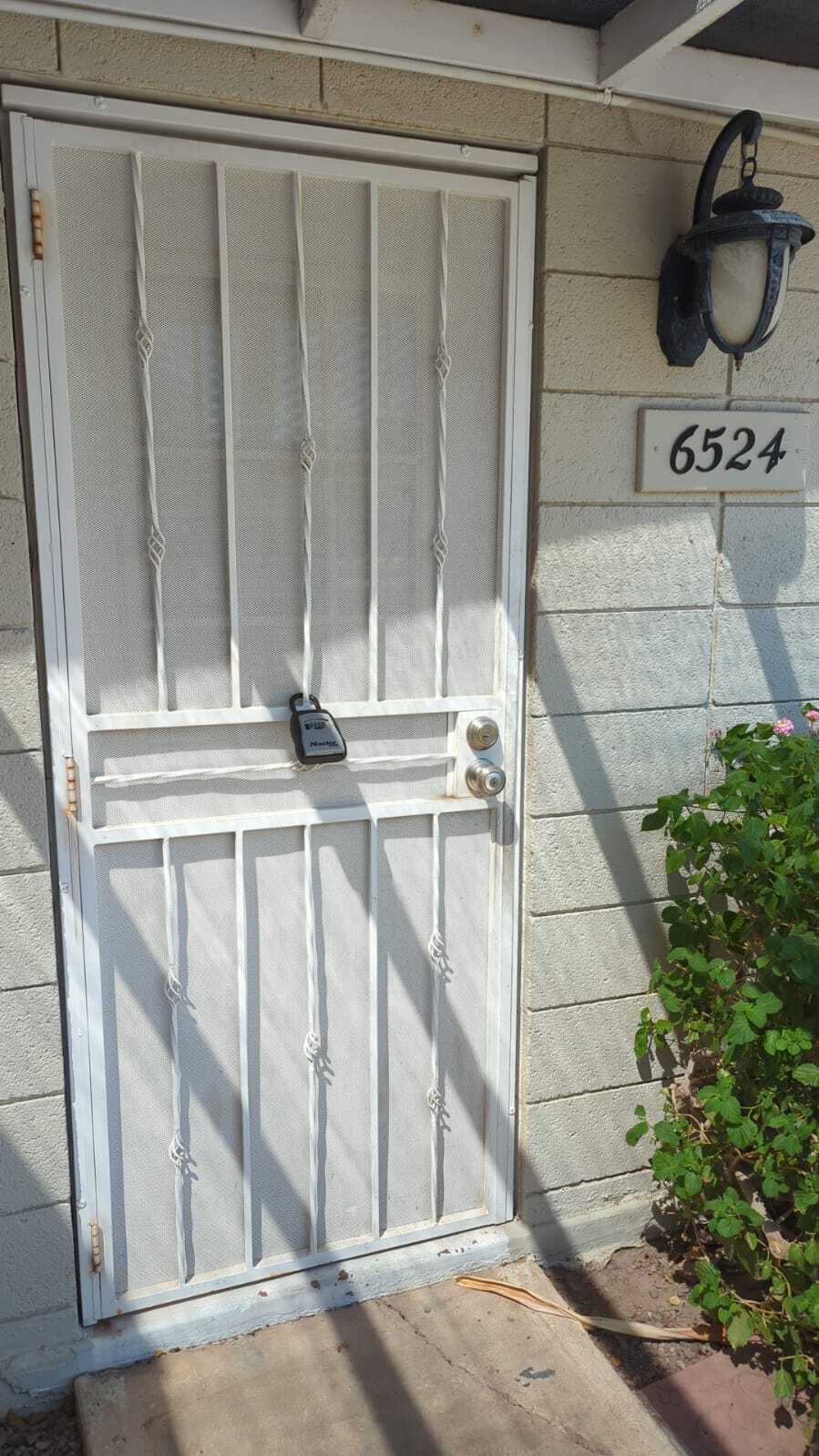 Building Photo - 6524 N 12th Pl