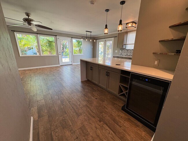 Building Photo - 4945 Mt Alifan Dr