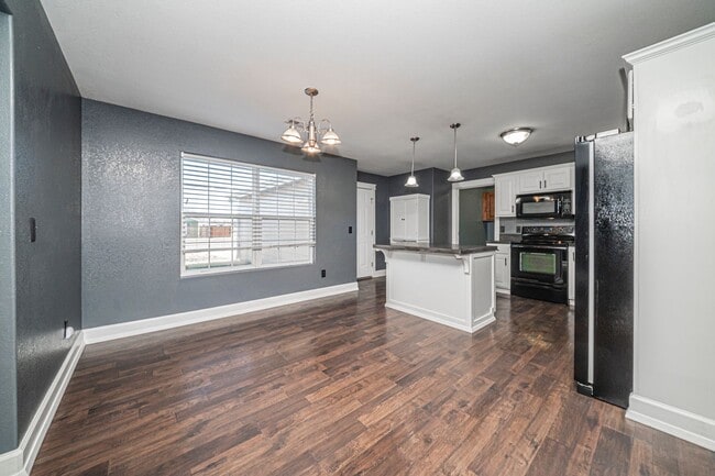 Building Photo - Please View 3D Virtual Walk-Through Before Scheduling a Showing