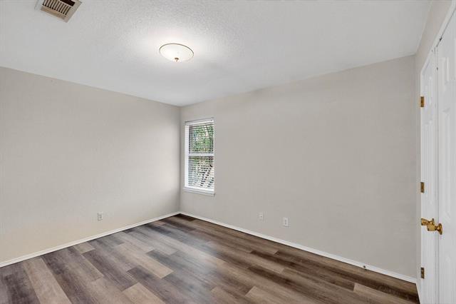 Building Photo - 729 Ridgehill Dr