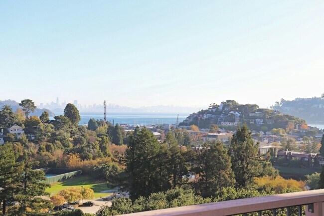 Primary Photo - 40 Harbor Oak Dr