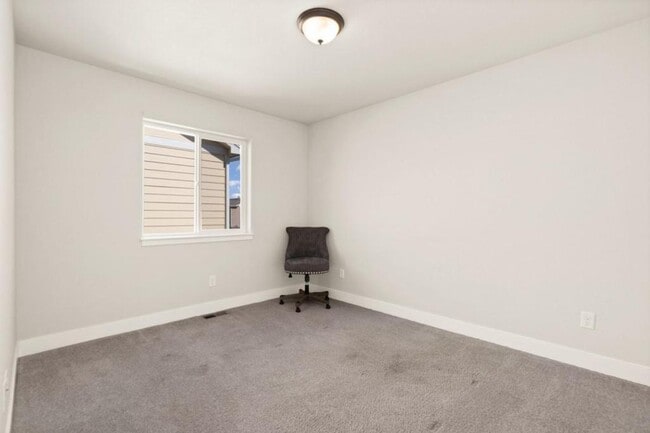 Building Photo - 3308 San Carlo Ave