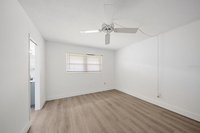 Building Photo - 3818 Roxane Blvd