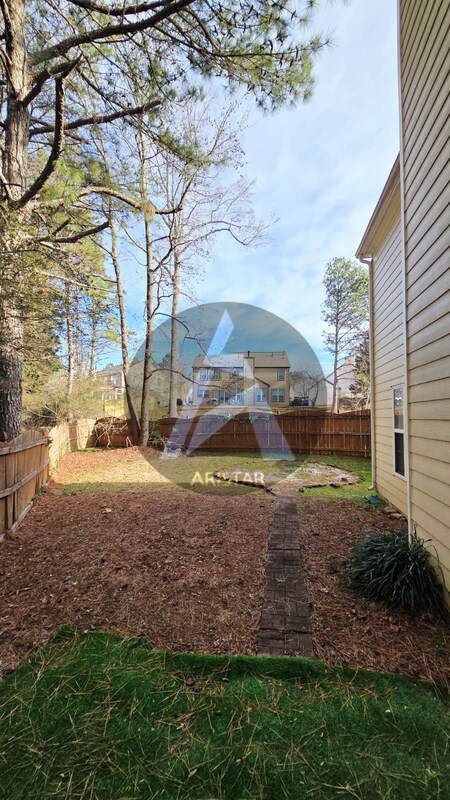 Building Photo - 2106 Clearvista Dr NW