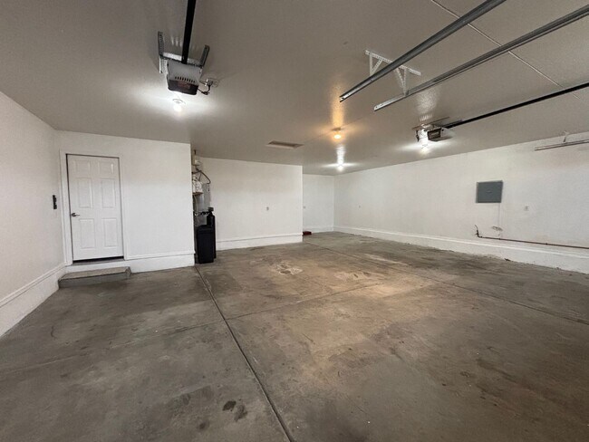 Building Photo - 3001 Indian Land Dr
