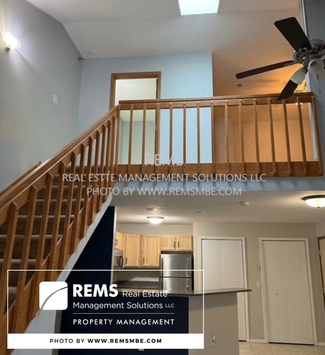 Building Photo - 33A Grand Canyon Dr