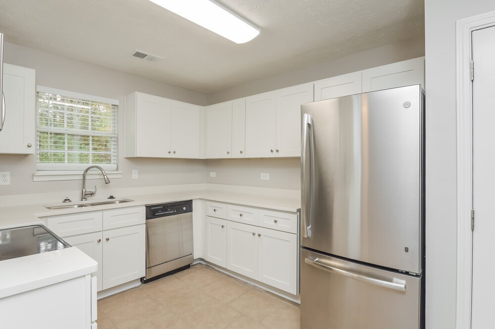 Building Photo - 1300 Mercury Dr SE
