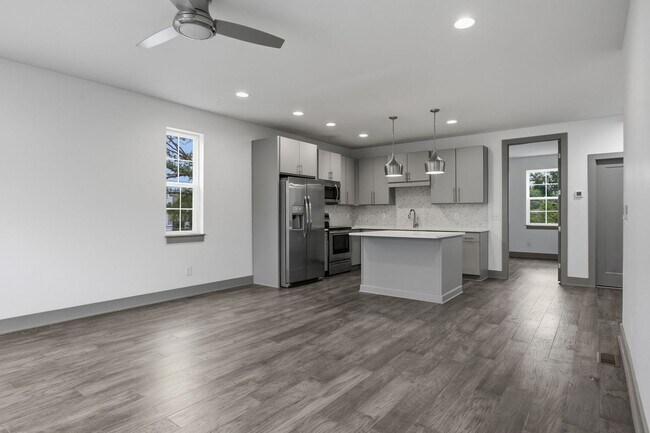 Building Photo - 122H Oceola Ave