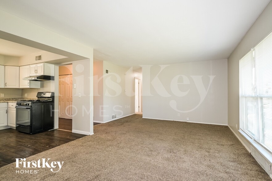 Building Photo - 4147 Garvey Dr