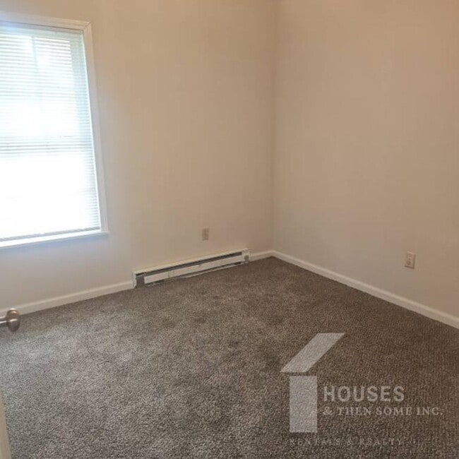 Building Photo - 205 Havendale Dr