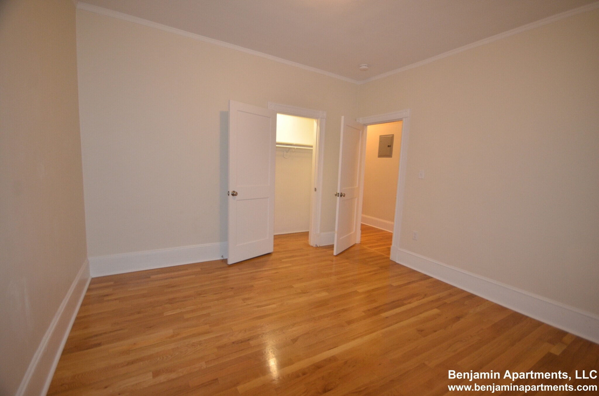 Building Photo - 1595 Beacon St