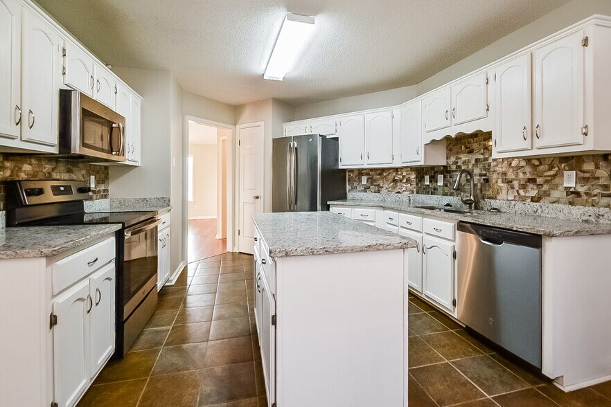 Building Photo - 3993 Powder Mill Rd