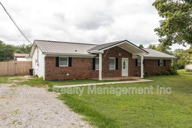 Building Photo - 2821 Vicksburg Ln