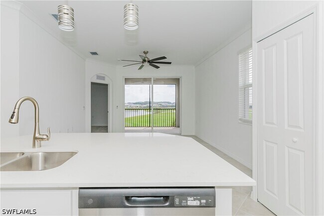 Building Photo - 5527 Double Eagle Cir