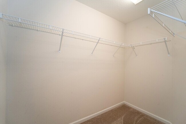 Building Photo - 415 Santorini Ct