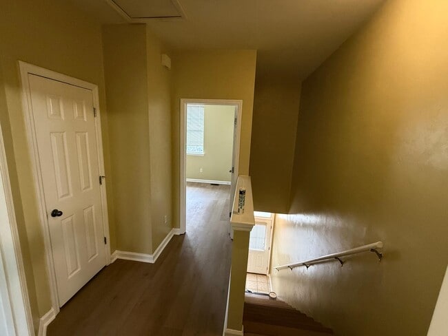 Building Photo - 2014 Midyette Rd