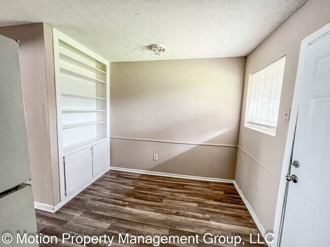 Building Photo - 3600 Indian Creek Way