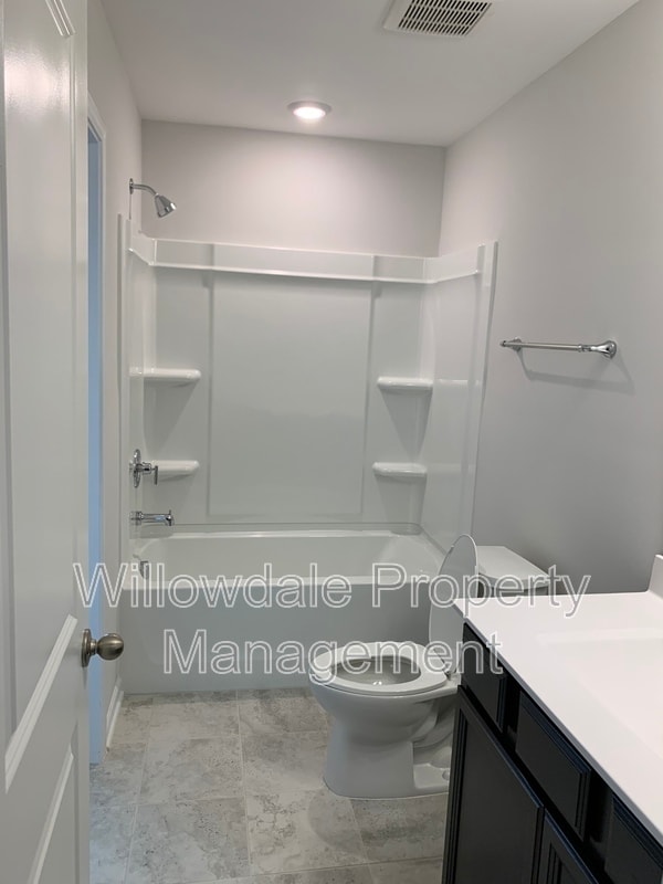 Building Photo - 134 Ashlar Ct