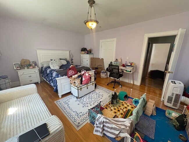 Building Photo - 51 Cypress St