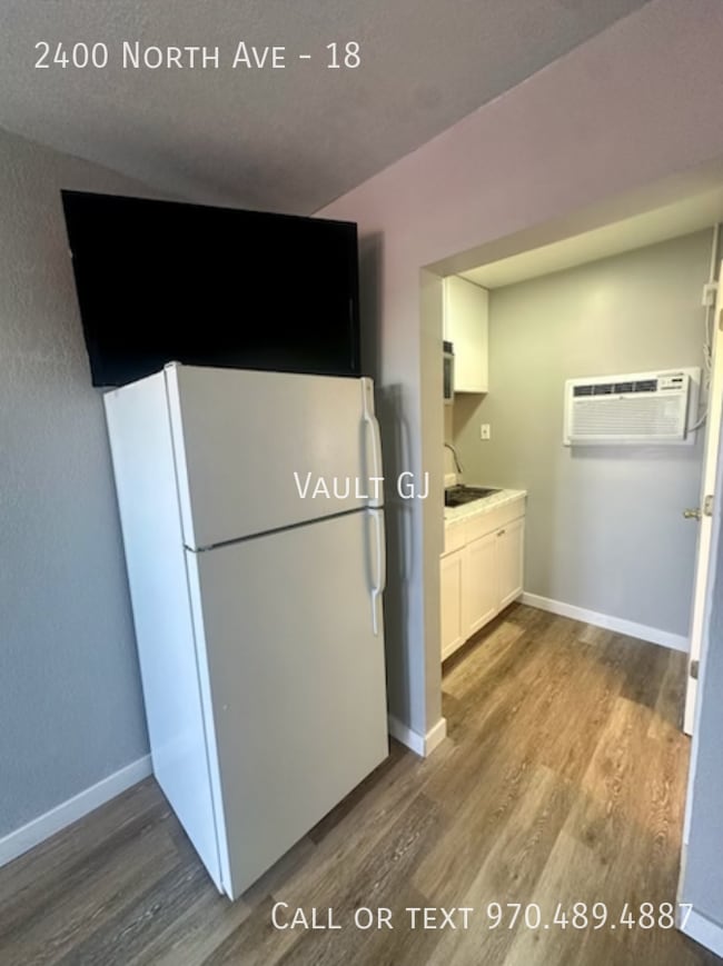 Building Photo - 2400 North Ave