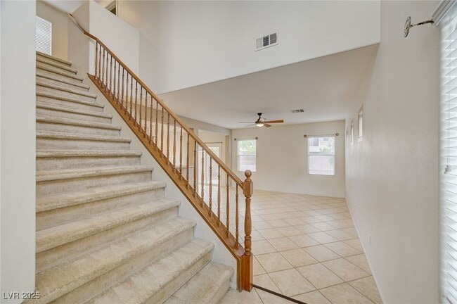 Building Photo - 9408 Santana Siesta Ave