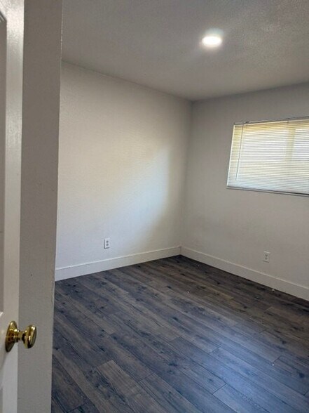 Building Photo - 3800 Gareth Ln