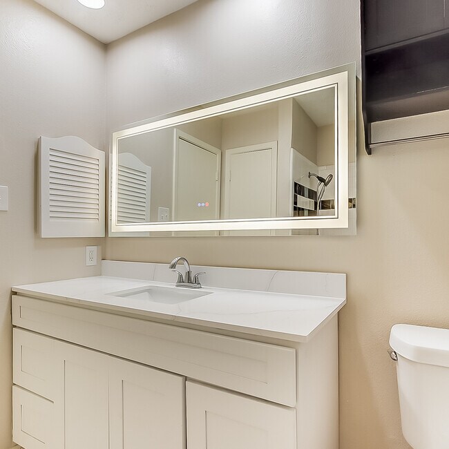 Building Photo - 2417 Clearhaven Ct