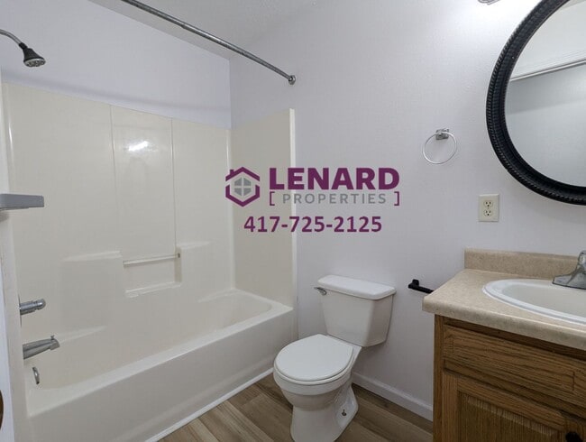 Building Photo - 3 Bedroom Home!