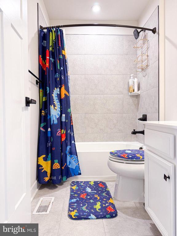 Building Photo - 24604 Cervelo Ter