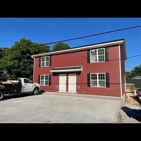 Building Photo - 821 Old Corbin Pike Rd