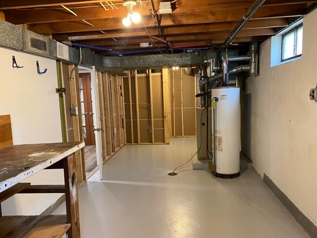 Building Photo - Newly Renovated Home with 2 Car garage in ...