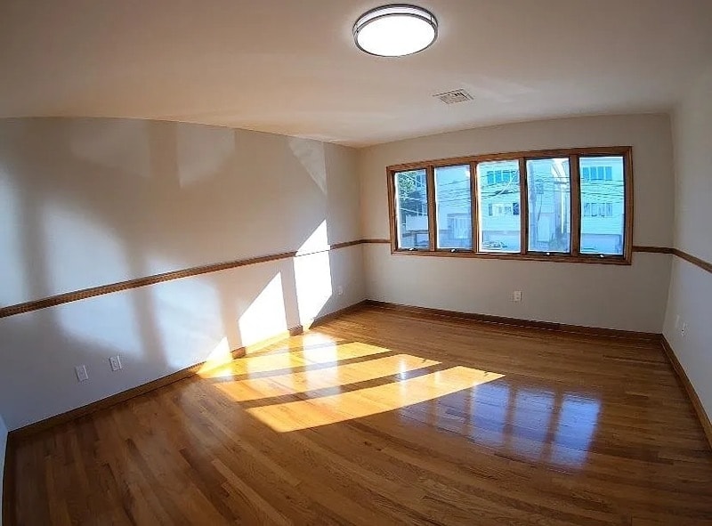 Building Photo - 150 Chestnut St