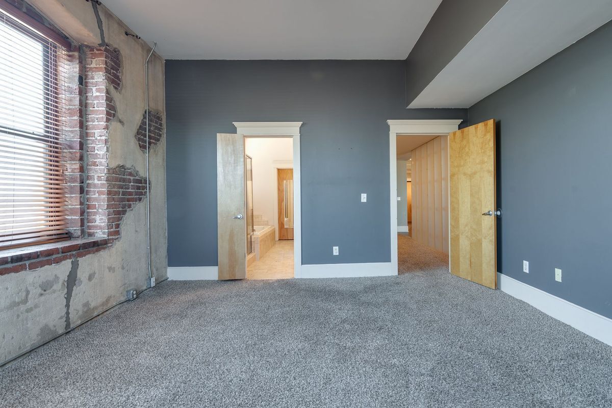 Building Photo - 202 GE Patterson Ave