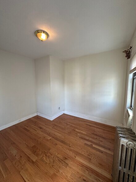 Building Photo - 15 Cushman Rd