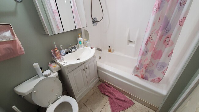 Building Photo - 1 Bedroom in LUXURY BLDG - BERKLEE/NEU - NO FEE  9/1/26  ROOF TOP POOL!