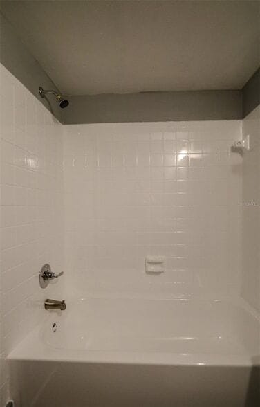 Building Photo - 1810 E 143rd Ave