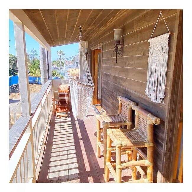 Building Photo - Luxe 3-Bedroom, 3-Bath Beach Home in Encinitas – w Furnished Option! Showing Today!