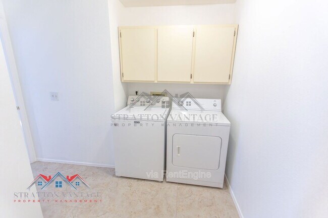 Building Photo - 24625 S Rosewood Dr