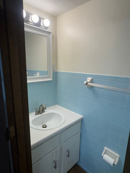 Building Photo - 41 Campbell Dr
