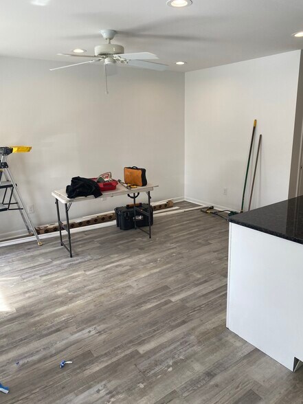 Building Photo - 10112 Verree Rd